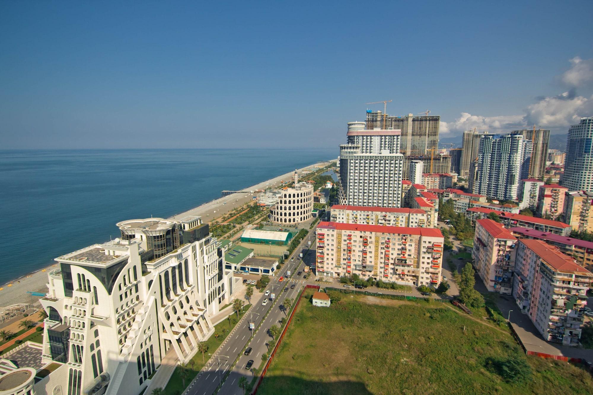 Sky Inn Batumi Exteriör bild