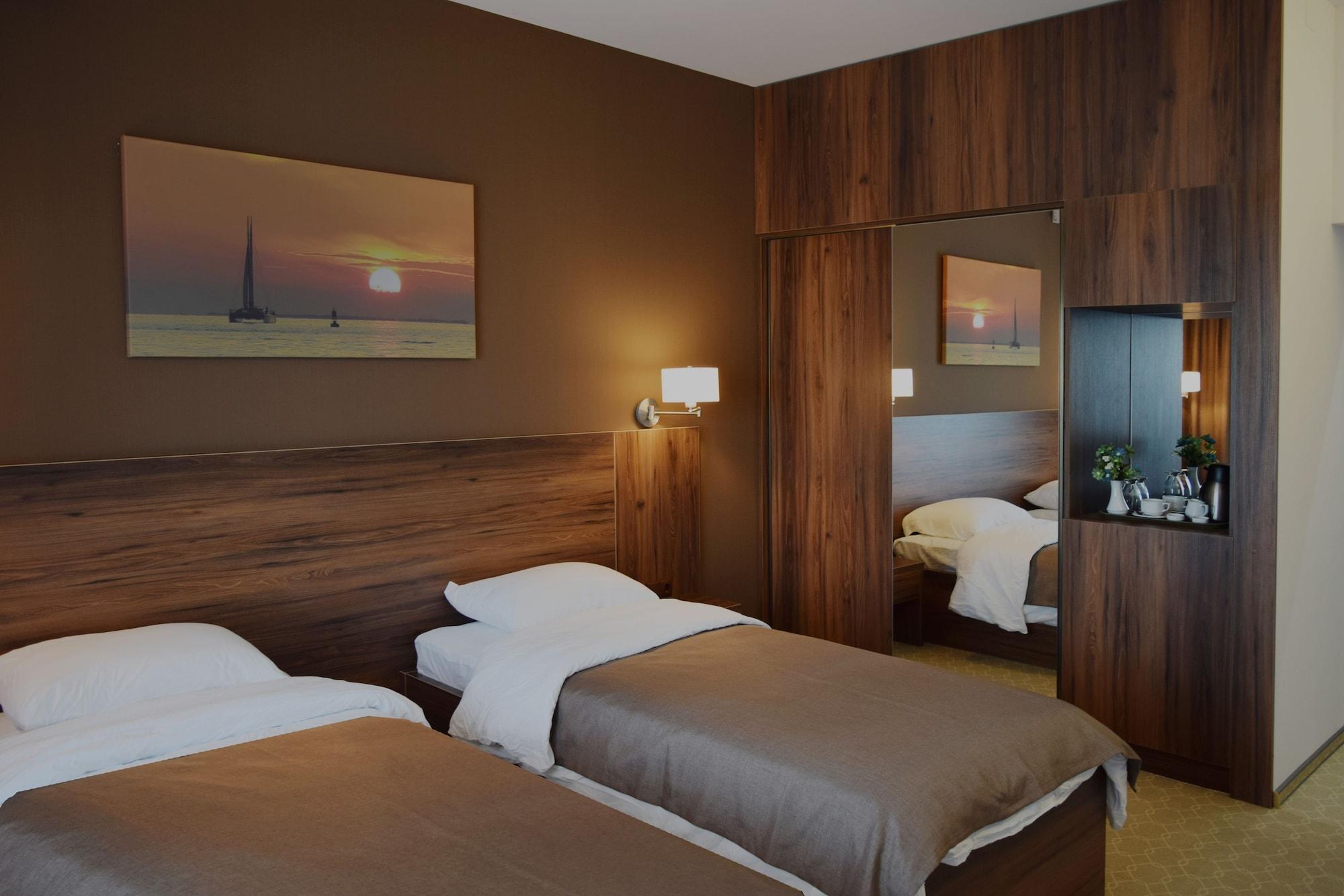 Sky Inn Batumi Exteriör bild